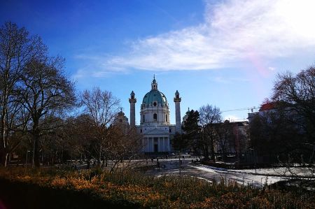 karlsplatz karlskirche 02