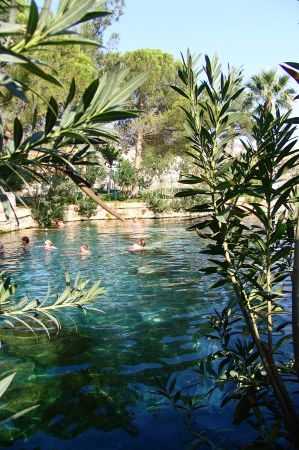 hierapolis therme 01