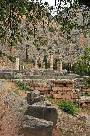 delphi stadion 04