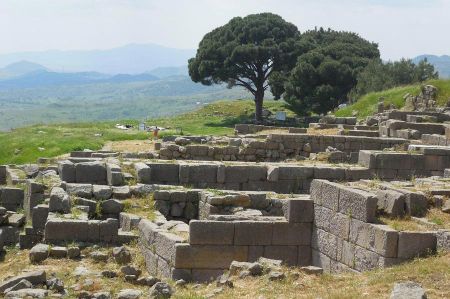 pergamon 02