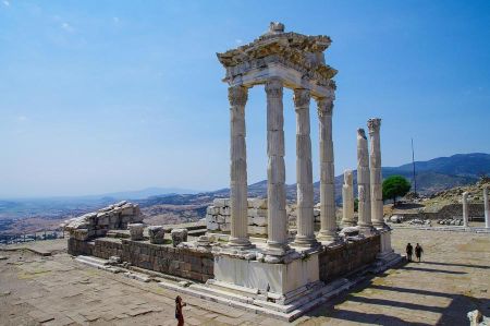 pergamon 05