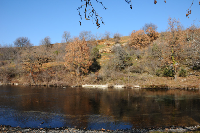 Hiking, mountain biking and fishing at Agkistro