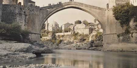 Bosnienkrieg und Zerstörung der Stari most Brücke