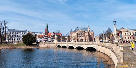 Tour of Schwerin - capital of Mecklenburg-Western Pomerania