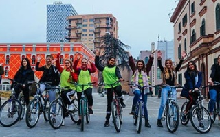 Per Fahrrad Tirana erkunden – Dank an Ecovolis