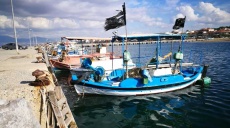 Radtour entlang der Küste von Perea - Fischerboote am Weg