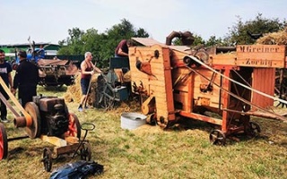 2nd tractor and vintage car meeting in Burgholzhausen